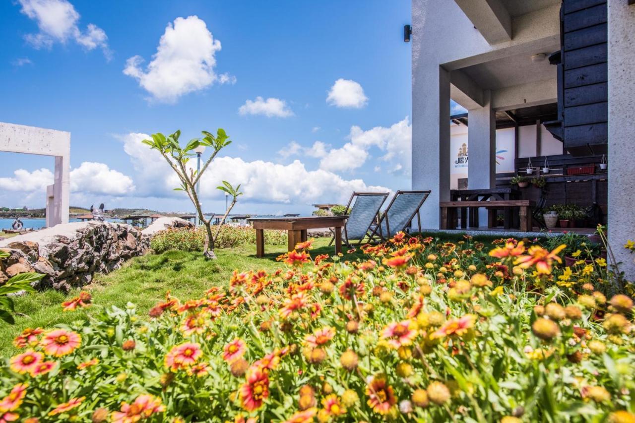 Malibu Oceanview Homestay Magong Eksteriør bilde