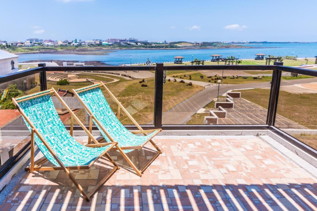 Malibu Oceanview Homestay Magong Eksteriør bilde